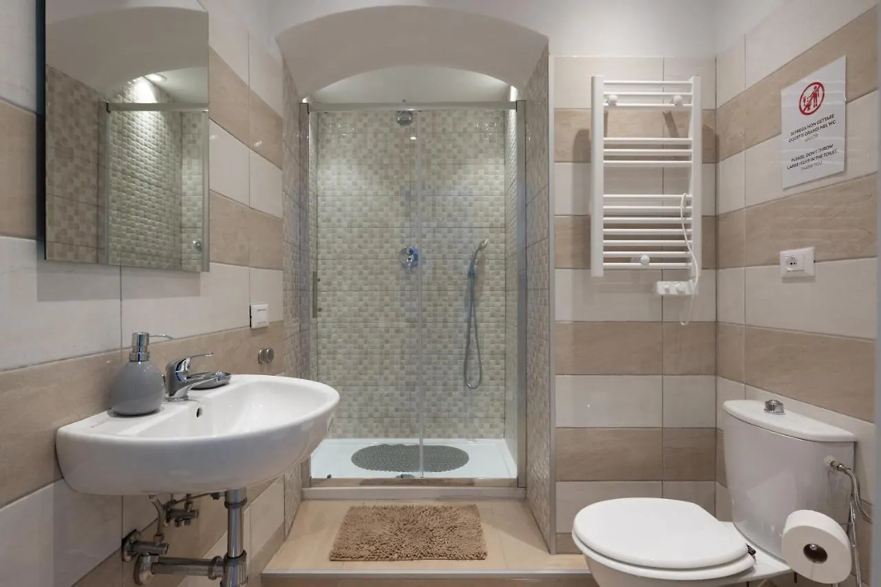 Blu Sea Rooms La Spezia Italia